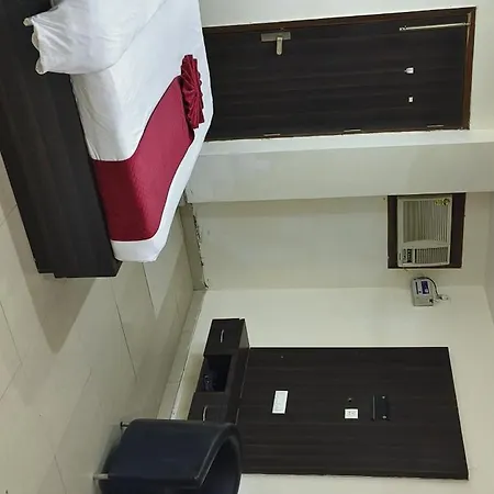 Hotel Dwarka Residency